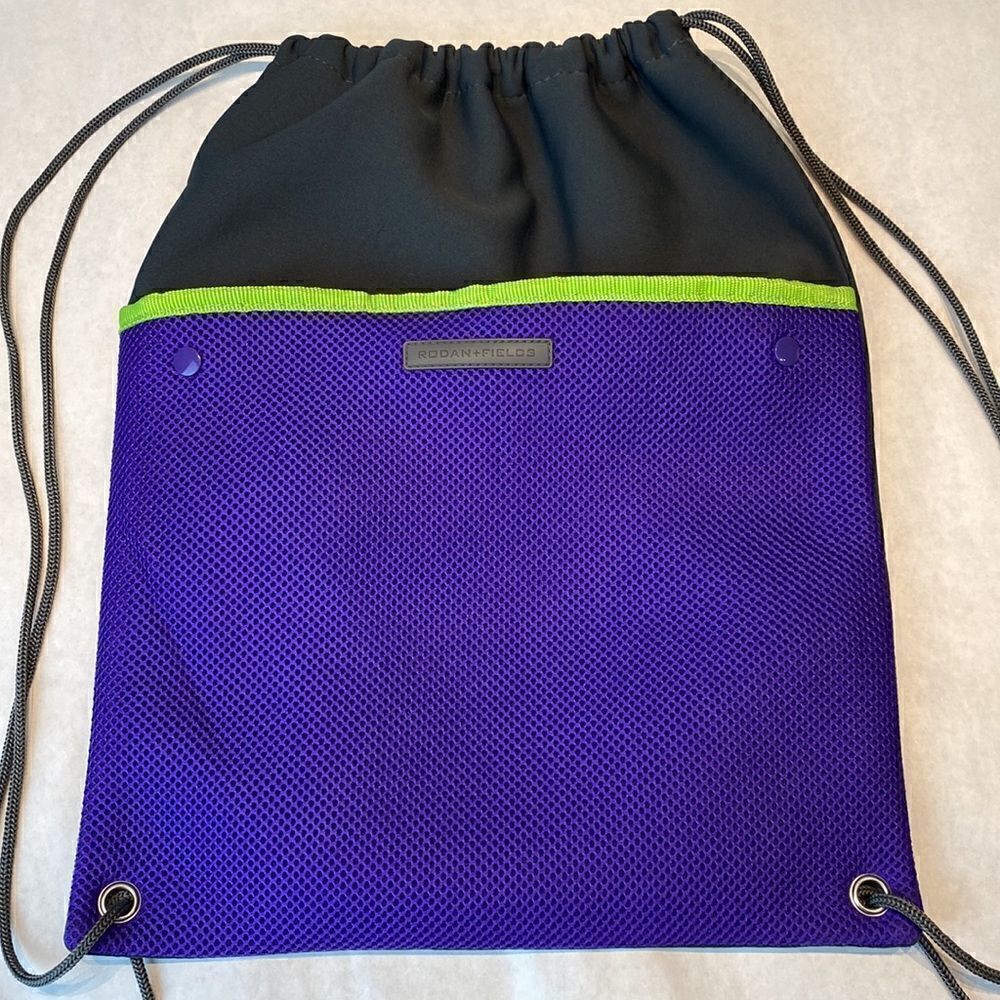 Rodan +Fields Cinch Sack Backpack Gray Purple - image 8